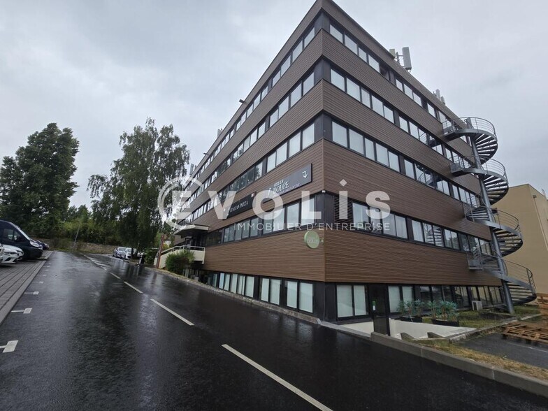 Bureau dans Palaiseau à louer - Photo du bâtiment - Image 2 de 6