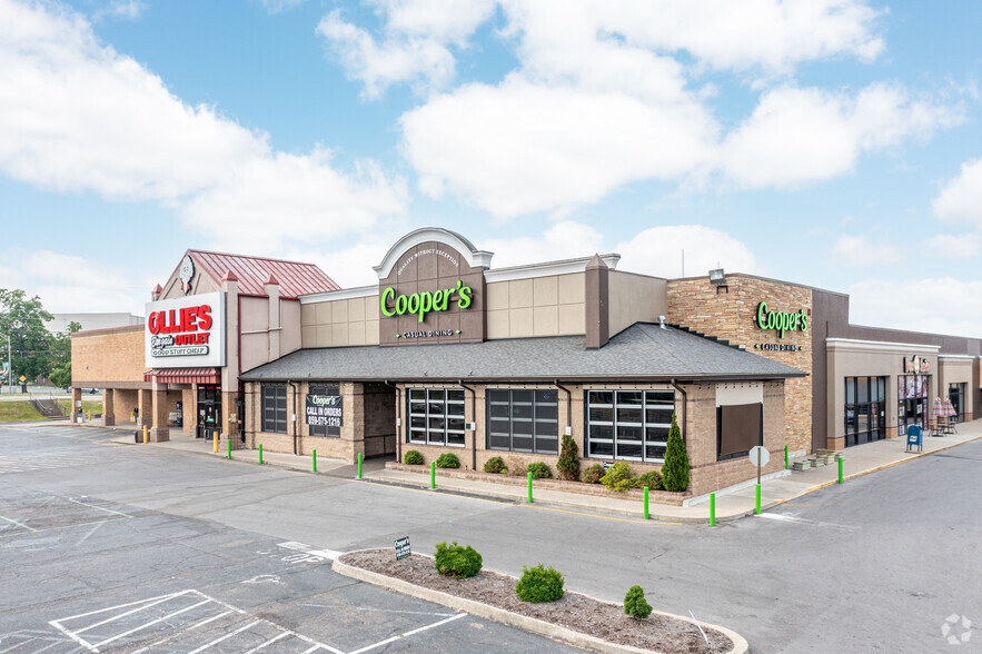 616-690 University Shopping Ctr, Richmond, KY for sale - Primary Photo - Image 1 of 1