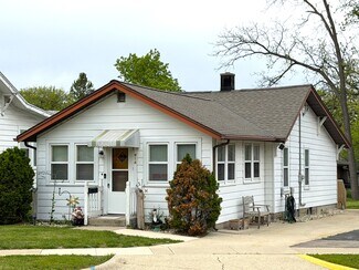 More details for 914 Blackhawk Blvd, South Beloit, IL - Multifamily for Sale