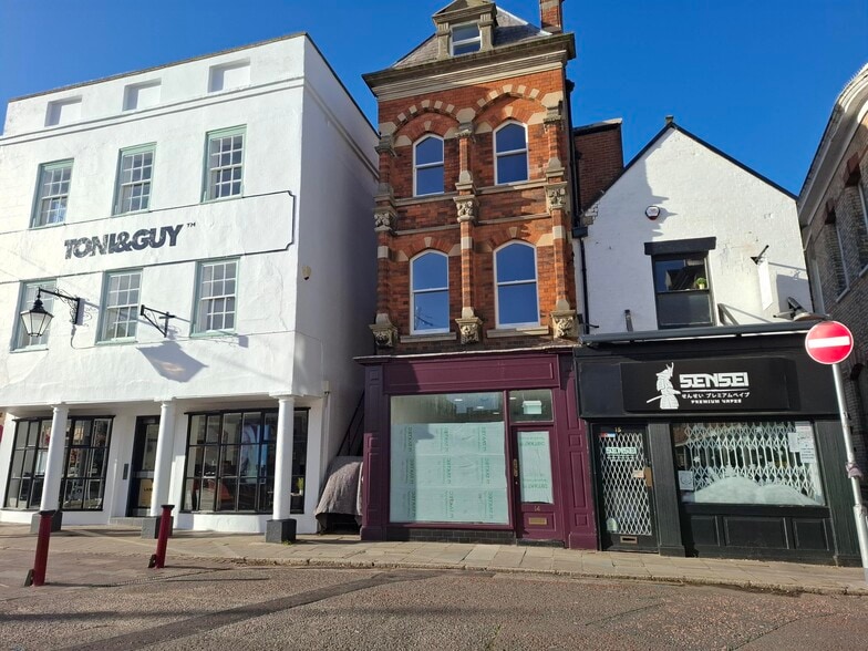 14 Market Pl, Newark à louer - Photo du bâtiment - Image 2 de 2