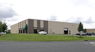 More details for 12 Parkway Pl, Edison, NJ - Industrial for Lease