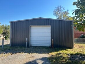 6709 Wayne Dr, North Little Rock, AR for lease Interior Photo- Image 1 of 4