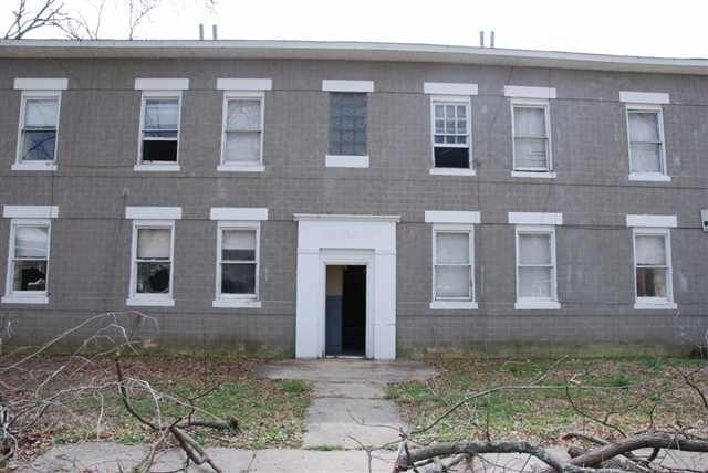 204 Ash St, Newport, AR à vendre - Photo du bâtiment - Image 3 de 4