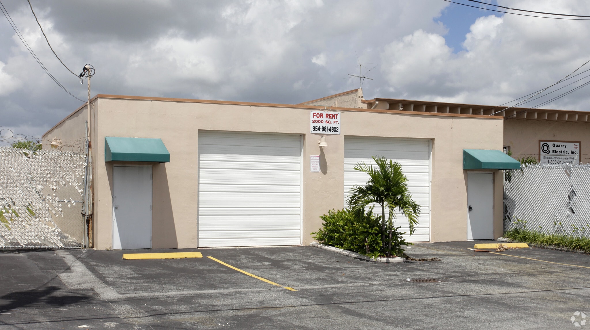 2414 SW 57th Way, West Park, FL for lease Primary Photo- Image 1 of 3