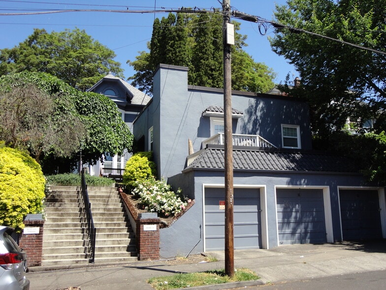 2023-2051 SE Madison, Portland, OR à vendre - Photo du bâtiment - Image 1 de 13