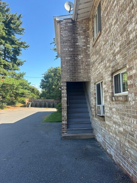 3800 Elmerton Ave, Harrisburg, PA à vendre - Photo du bâtiment - Image 2 de 57