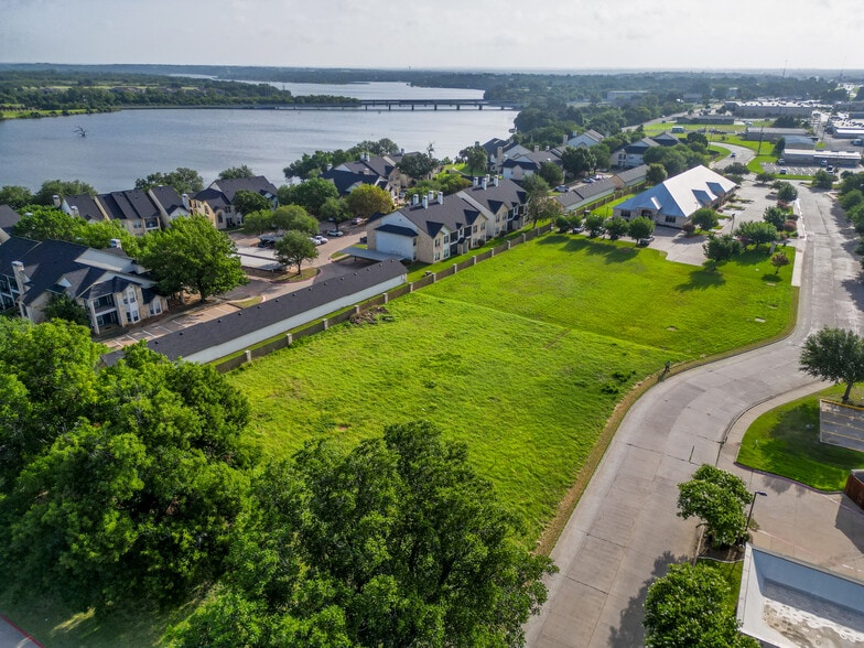 1100 Crawford Ave, Granbury, TX for sale - Building Photo - Image 3 of 16