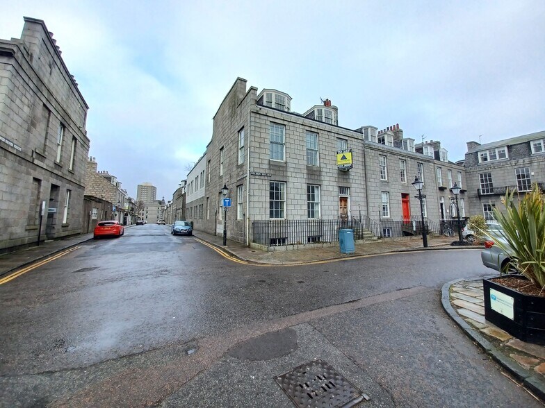 12 Golden Sq, Aberdeen for lease - Building Photo - Image 1 of 1