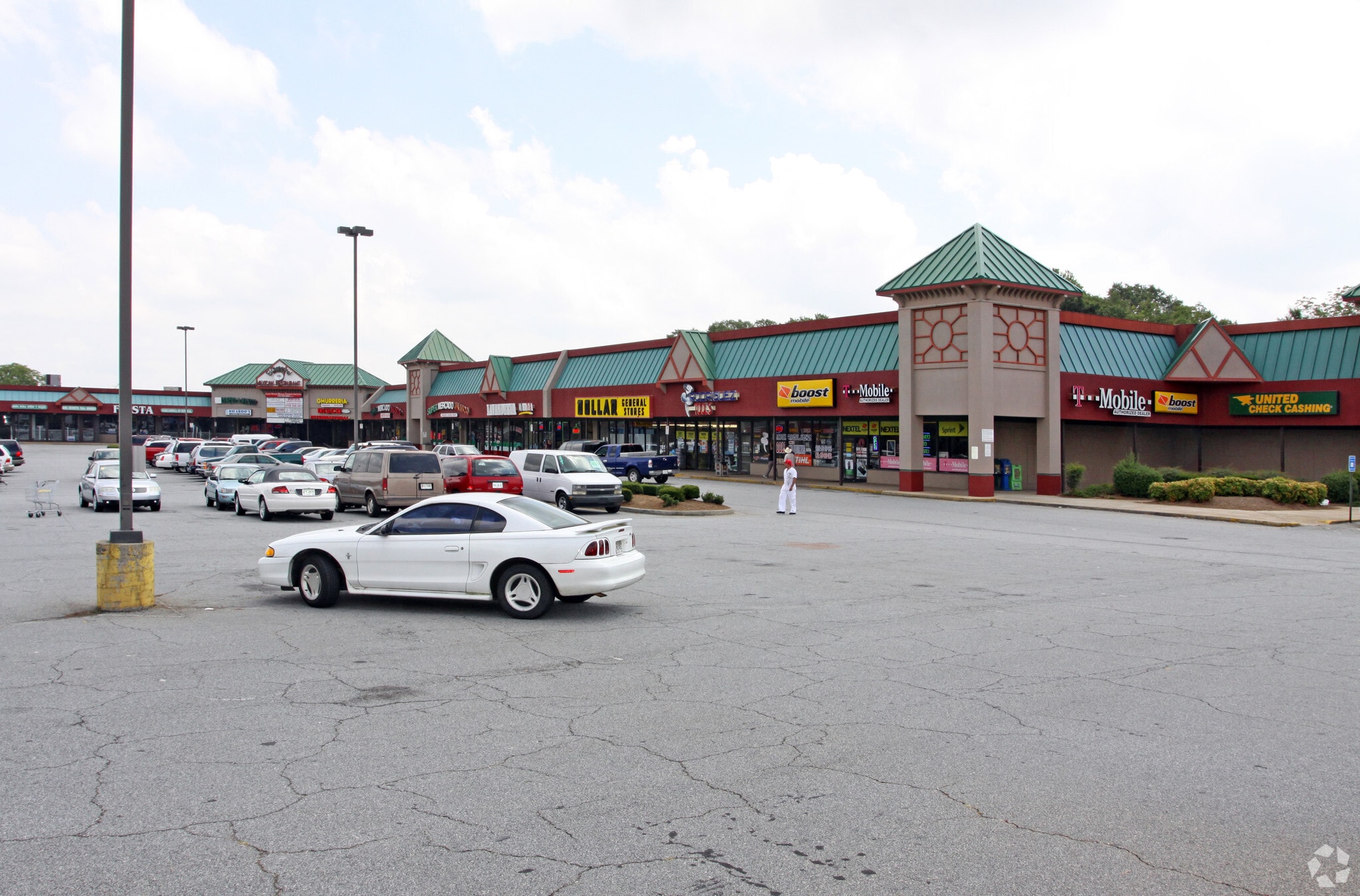 134 S Clayton St, Lawrenceville, GA for lease Primary Photo- Image 1 of 7