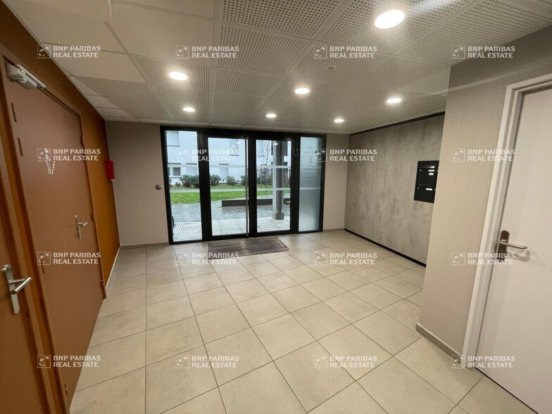 8 Rue De Colmar, Dijon à louer - Hall d’entrée - Image 3 de 11