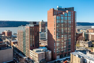 Plus de détails pour 50 Nepperhan St, Yonkers, NY - Commerce de détail à louer