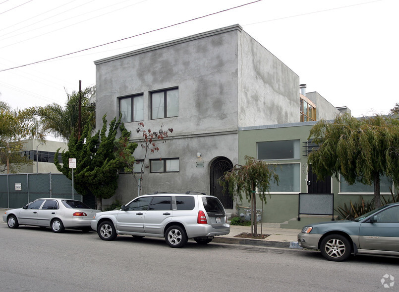 606-608 Hampton Dr, Venice, CA for lease - Primary Photo - Image 2 of 18