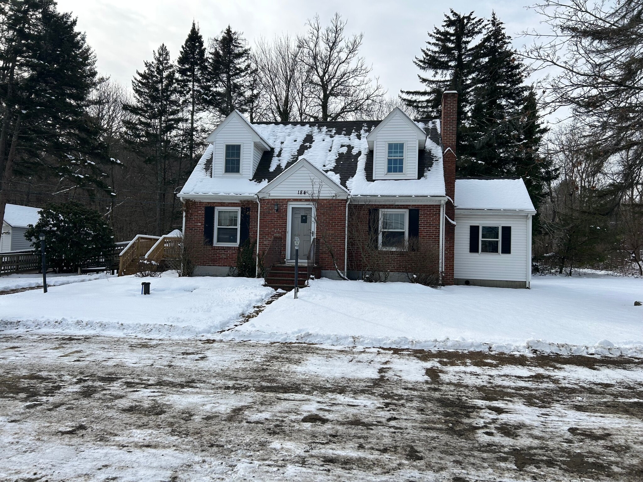 184 Worcester Providence Tpke, Sutton, MA for sale Primary Photo- Image 1 of 7