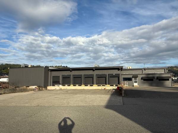 15509 Main St E, Sumner, WA à louer - Photo du bâtiment - Image 3 de 16