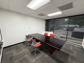 8666 Huebner Rd, San Antonio, TX for lease Interior Photo- Image 2 of 4