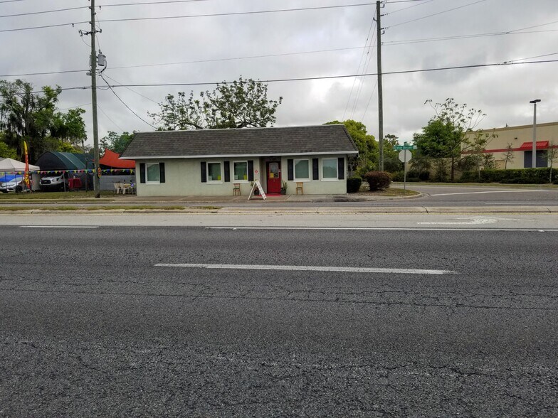 3101 N Orange Blossom Trl, Zellwood, FL à vendre - Photo du bâtiment - Image 2 de 57