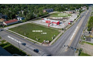 Plus de détails pour 6300-6330 Hickman Rd, Windsor Heights, IA - Terrain à vendre