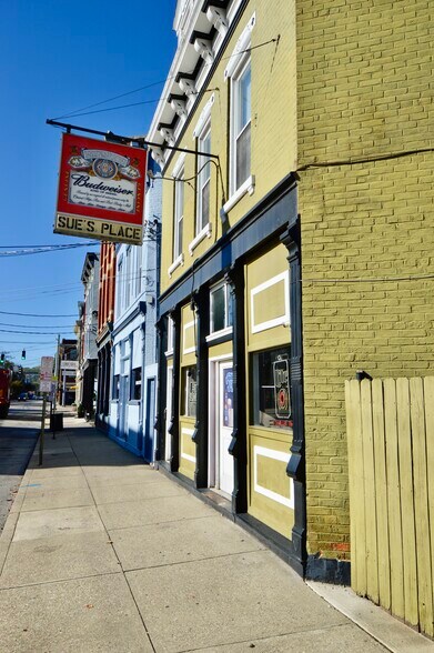 254 W Pike St, Covington, KY à louer - Photo du bâtiment - Image 3 de 14
