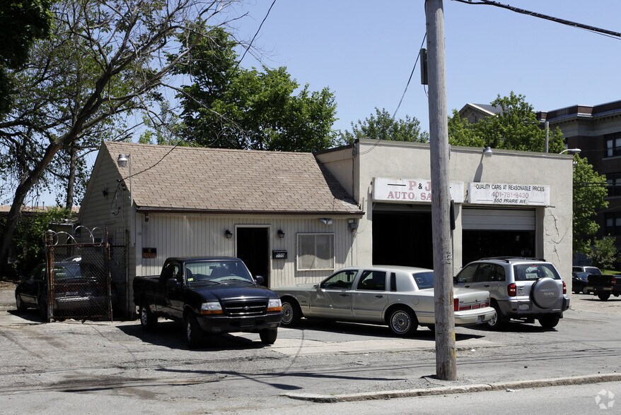 550 Prairie Ave, Providence, RI à louer - Photo du bâtiment - Image 3 de 12