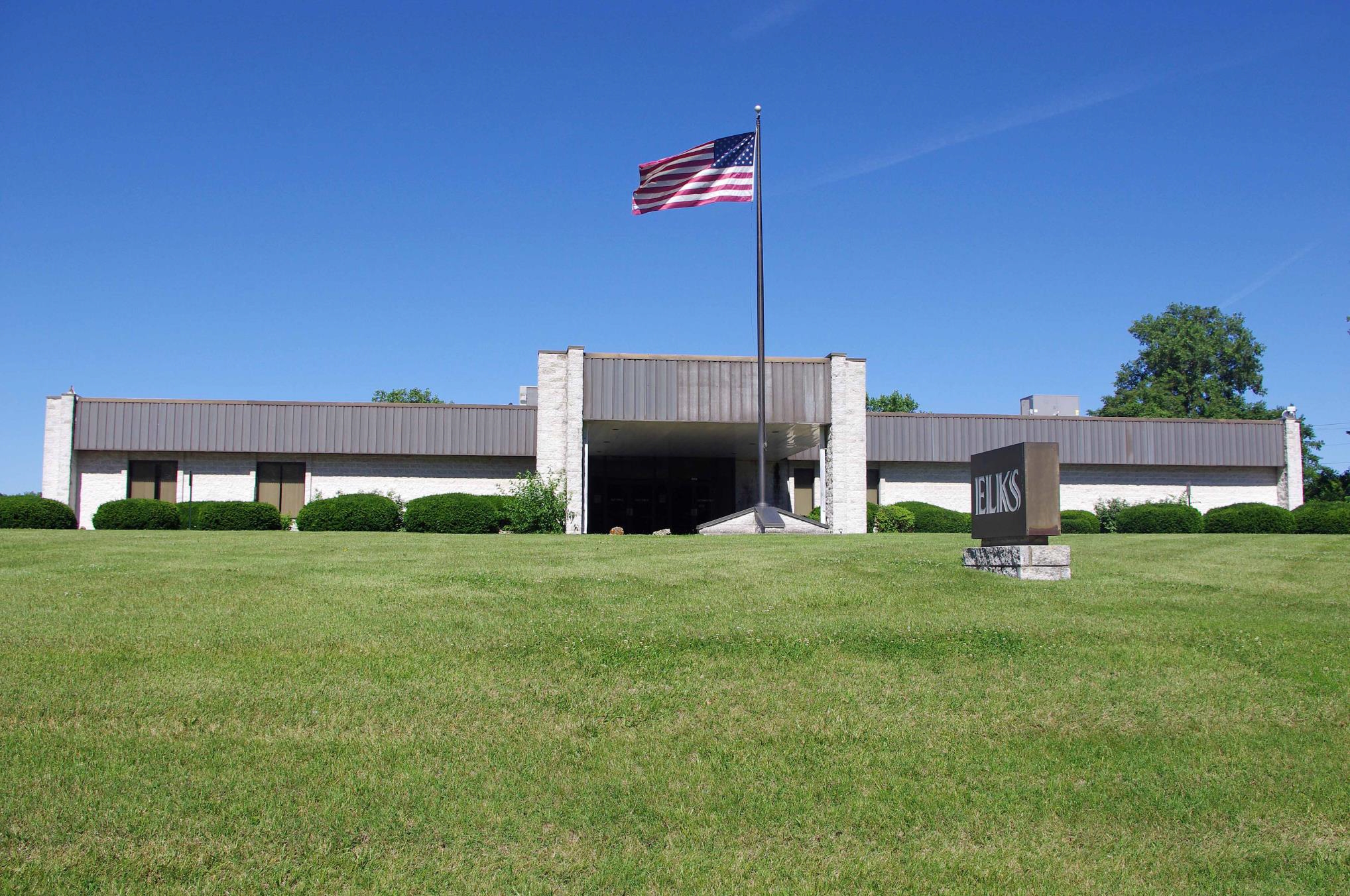 1481 S Illinois St, Belleville, IL for sale Building Photo- Image 1 of 1