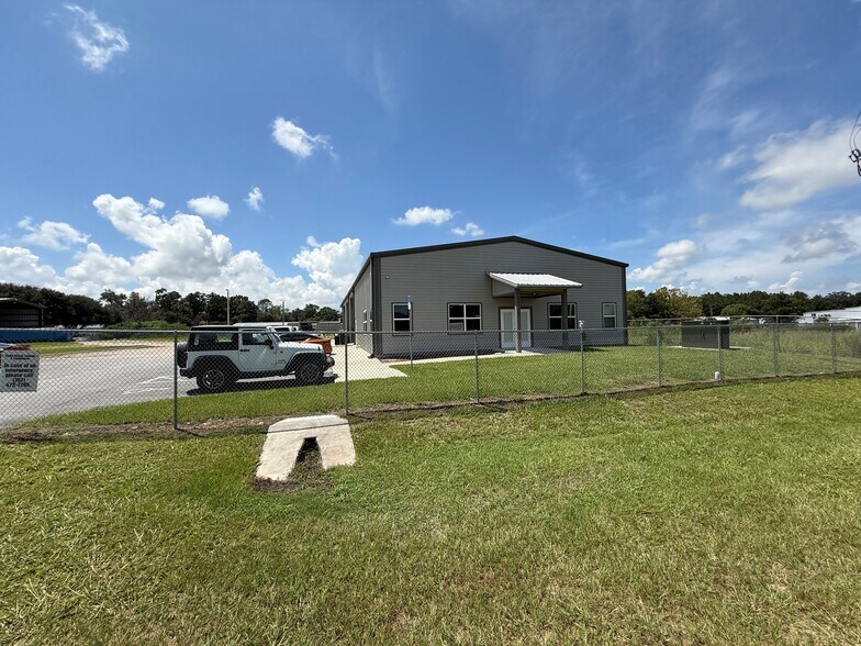 25207 NW 8th Ln, Newberry, FL à vendre - Photo principale - Image 1 de 1