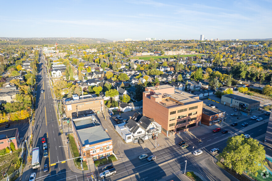 109 NW 14th St, Calgary, AB for lease - Aerial - Image 2 of 4