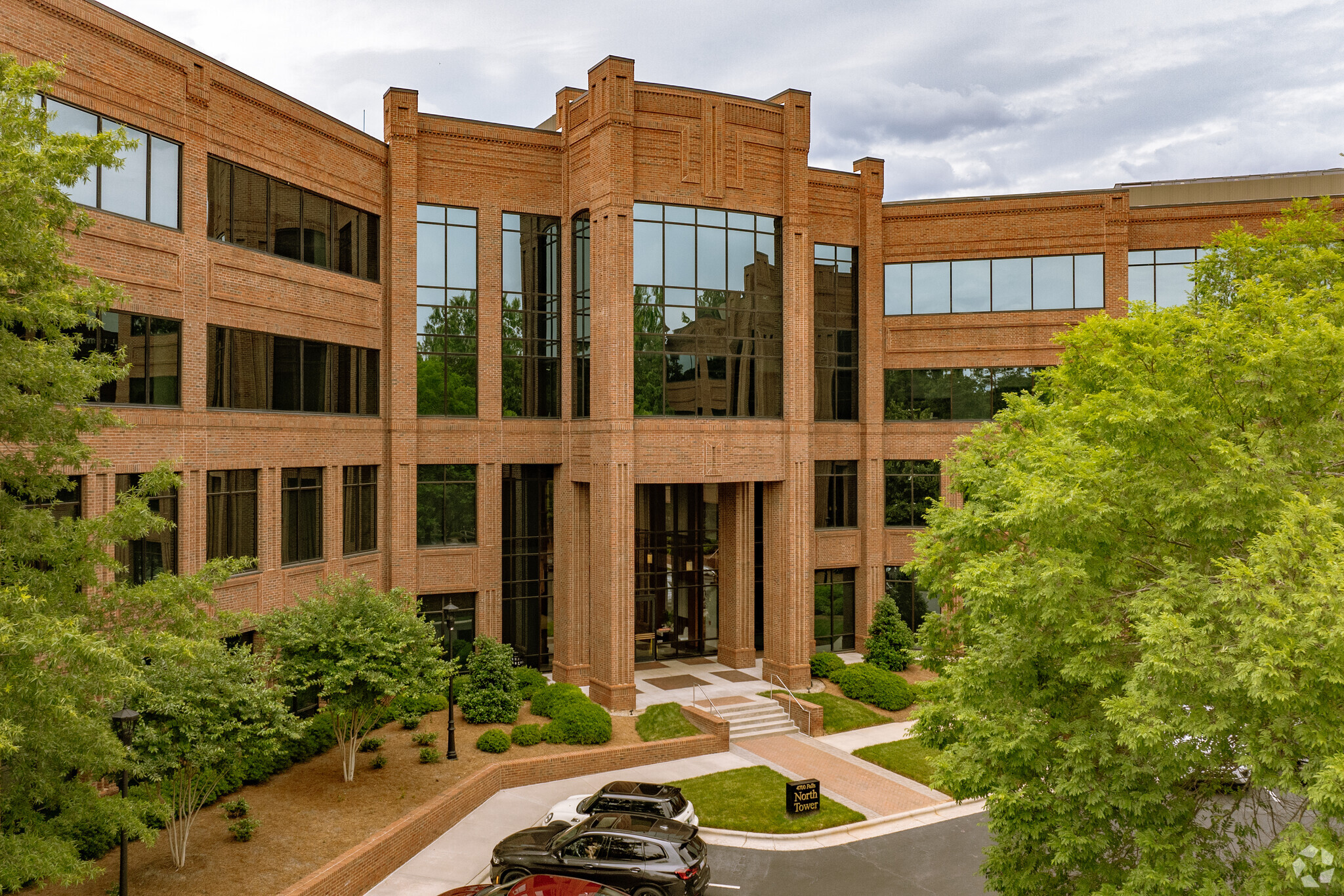 4700 Falls of Neuse Rd, Raleigh, NC for sale Primary Photo- Image 1 of 1