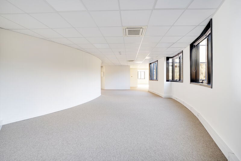 Bureau dans Levallois-Perret à louer - Photo intérieure - Image 2 de 10