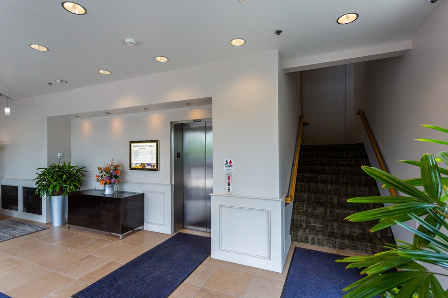 4100 Regent St, Columbus, OH à louer - Hall d’entrée - Image 3 de 17