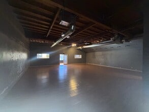 18902-18932 Soledad Canyon Rd, Canyon Country, CA à louer Photo intérieure- Image 2 de 8