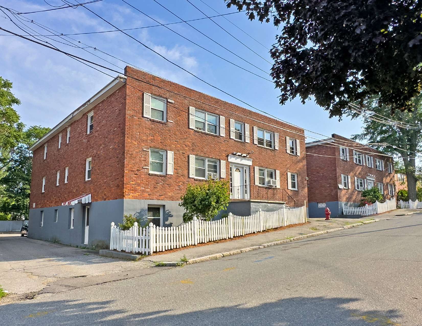 18 Waugh St, Lowell, MA à vendre Photo principale- Image 1 de 19