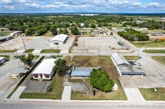 1236 E Main St, Cushing, OK - Aerial  map view - Image1