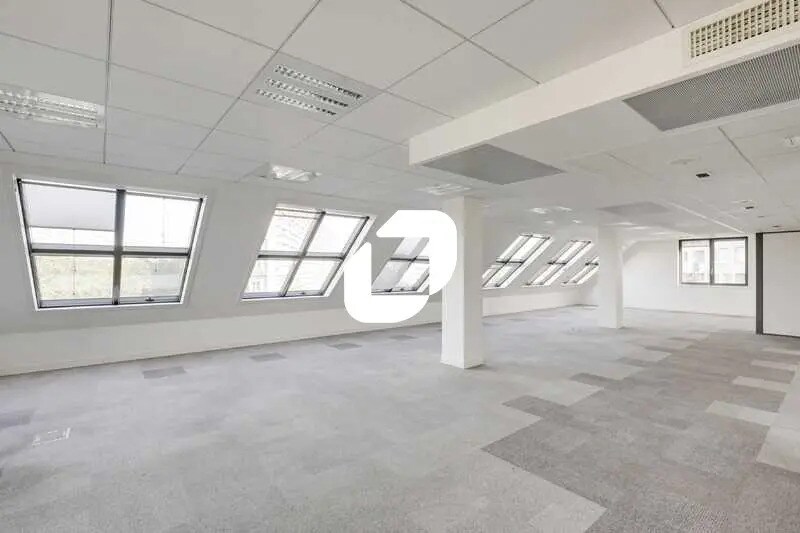 191 Avenue Aristide Briand, Cachan for lease Interior Photo- Image 1 of 9