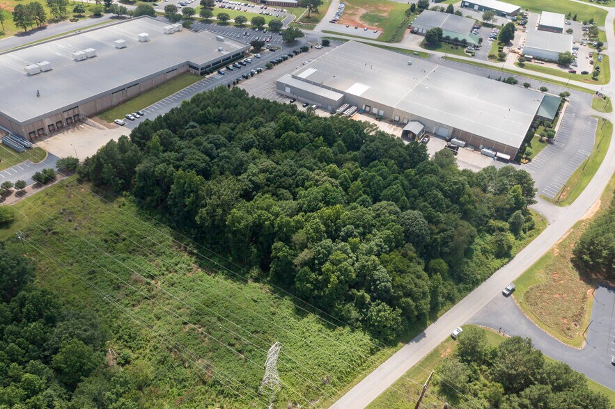 156 Mosswood Boulevard, Youngsville, NC à vendre - Aérien - Image 2 de 6