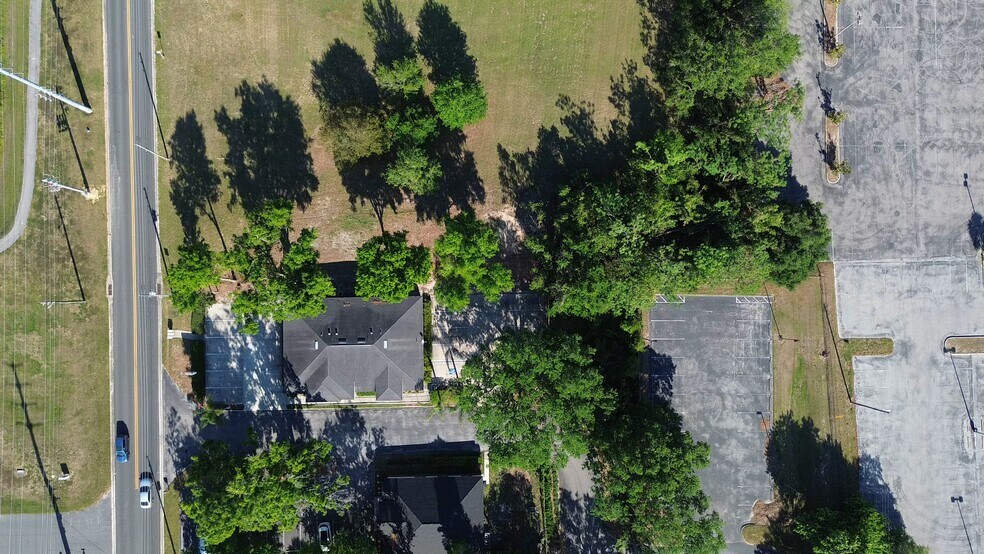 Daughtery Rd, Zephyrhills, FL à vendre - Vidéo sur l’inscription commerciale - Image 2 de 33