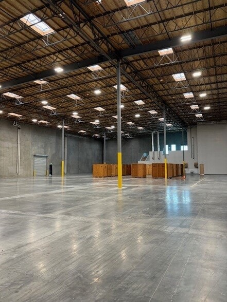 2548 Cactus Rd, San Diego, CA for lease - Interior Photo - Image 2 of 7