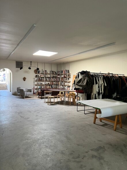 5215 York Blvd, Los Angeles, CA for lease - Building Photo - Image 2 of 18