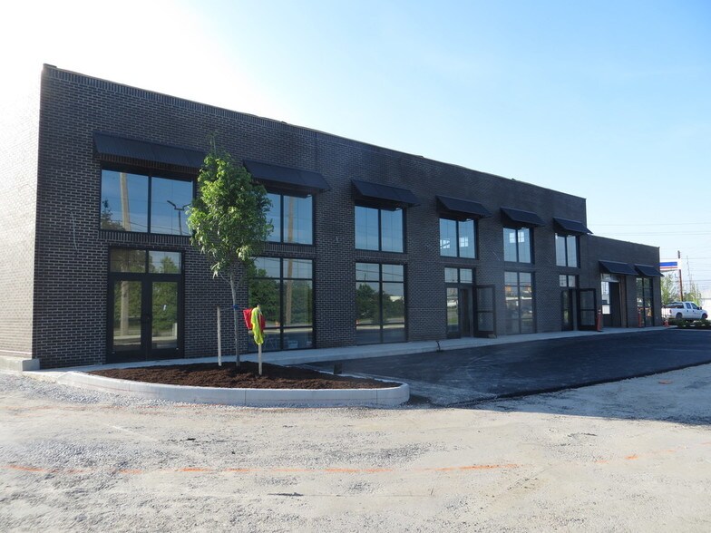 324 W Morris St, Indianapolis, IN for lease - Building Photo - Image 2 of 4