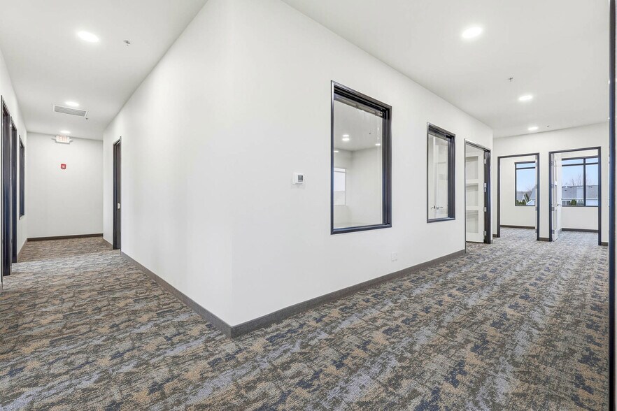 30 S Louisiana St, Kennewick, WA à louer - Photo du bâtiment - Image 3 de 11