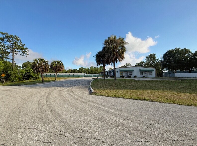 1424 N Gulf Ave, Crystal River, FL à vendre - Photo du bâtiment - Image 3 de 23