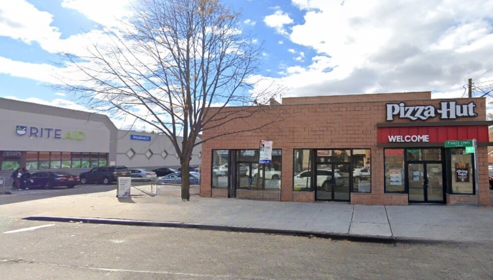 24502 Francis Lewis Blvd, Rosedale, NY for lease - Building Photo - Image 1 of 1