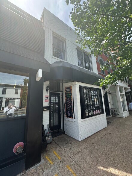 521 H St NE, Washington, DC à louer - Photo du bâtiment - Image 1 de 4