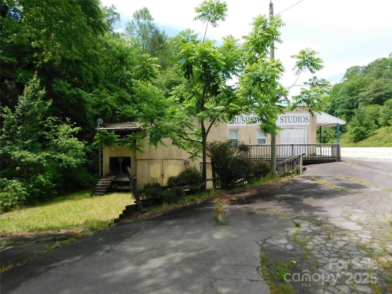 7320 Asheville Hwy, Pisgah Forest, NC for sale - Building Photo - Image 3 of 26