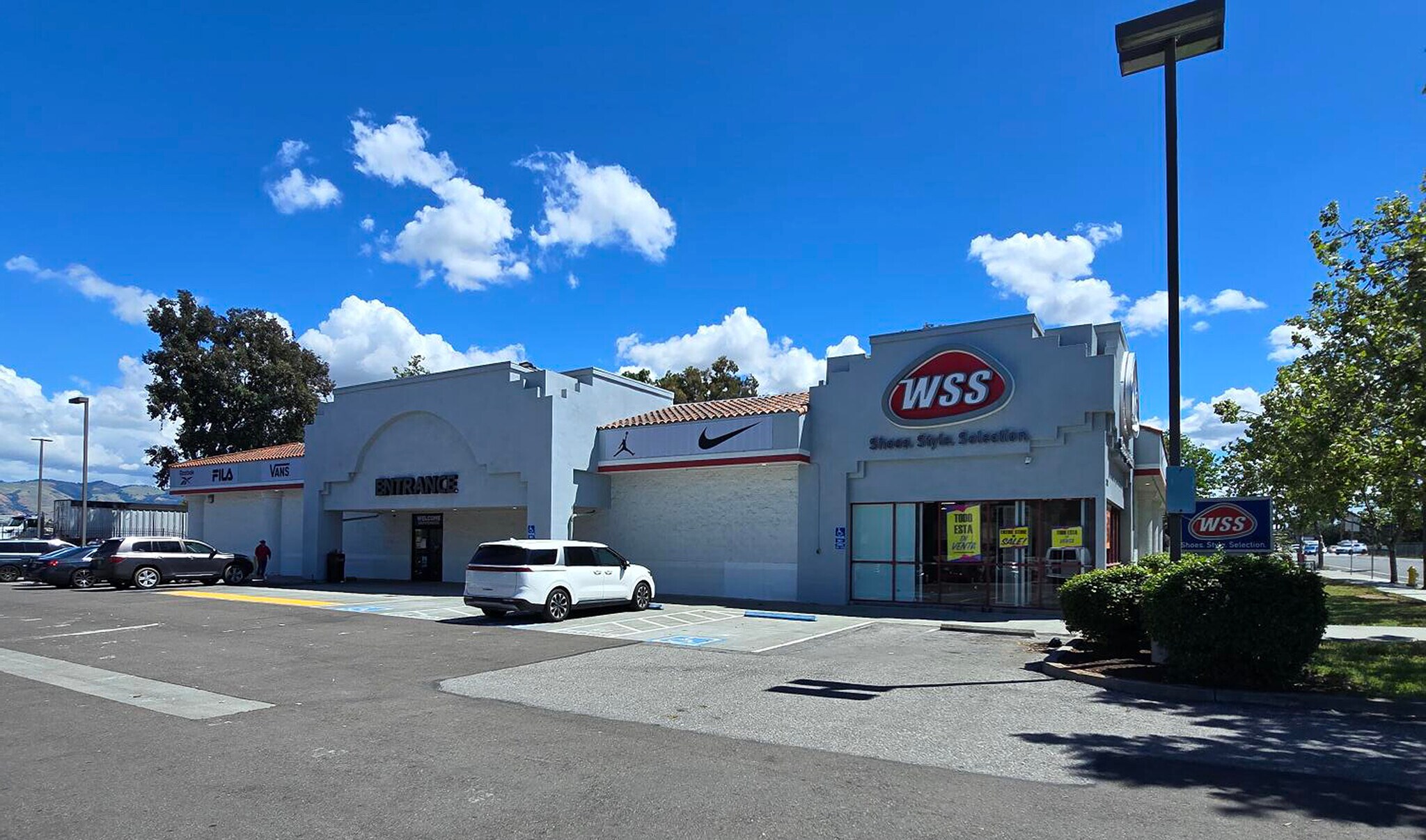 2152 Monterey Hwy, San Jose, CA à louer Photo principale- Image 1 de 9