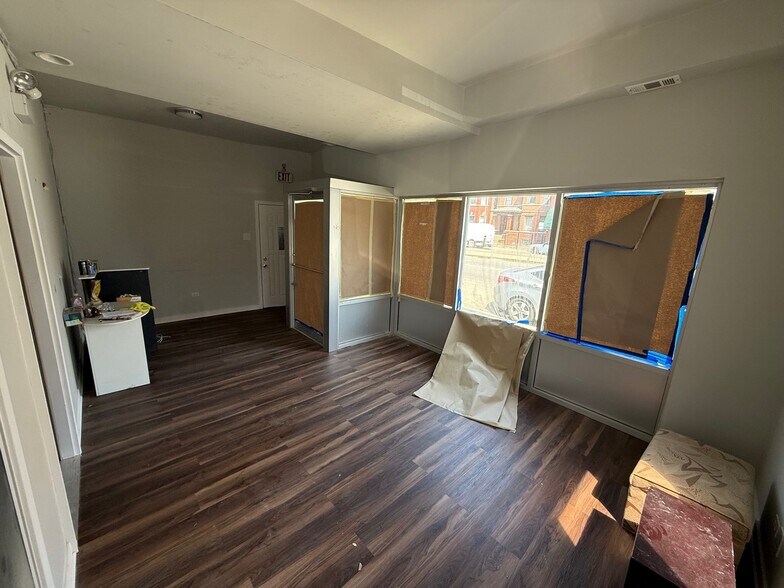 3614 N Ashland Ave, Chicago, IL à louer - Photo du bâtiment - Image 3 de 6