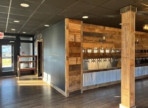 300 W Main St, Avon, CT for lease Interior Photo- Image 1 of 1