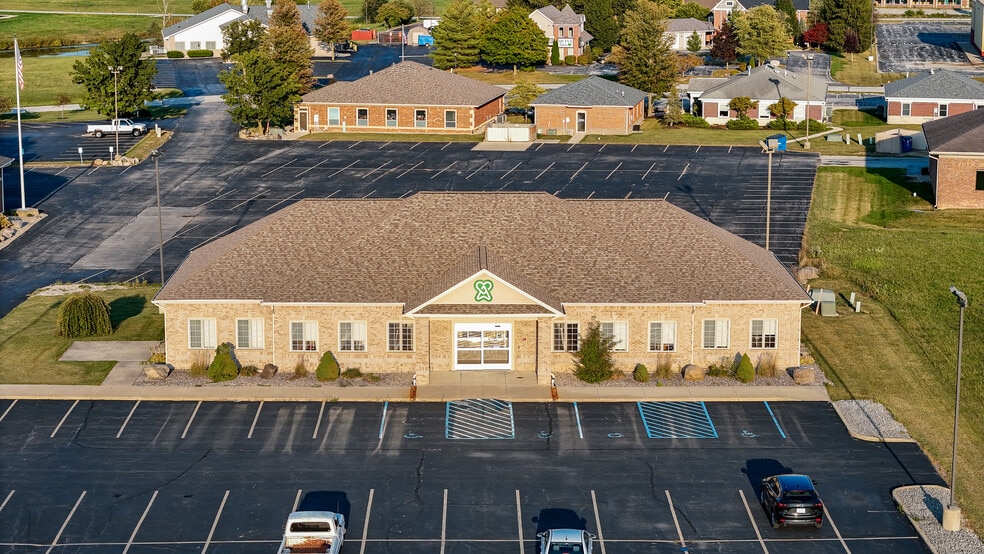 2809 Commercial Rd, Huntington, IN à vendre - Photo principale - Image 1 de 15