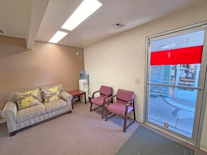 1422 4th St, Santa Rosa, CA à louer Photo intérieure- Image 1 de 7