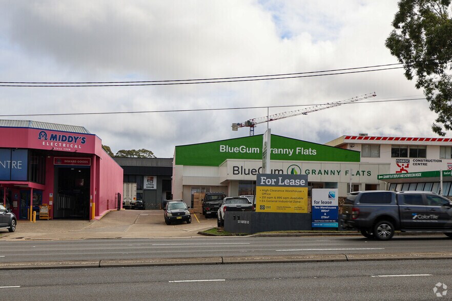 123 Fairford Rd, Padstow for lease - Building Photo - Image 2 of 3