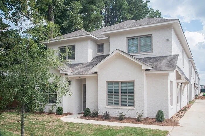 101 Ruthie Cv, Oxford, MS à vendre Photo du bâtiment- Image 1 de 1